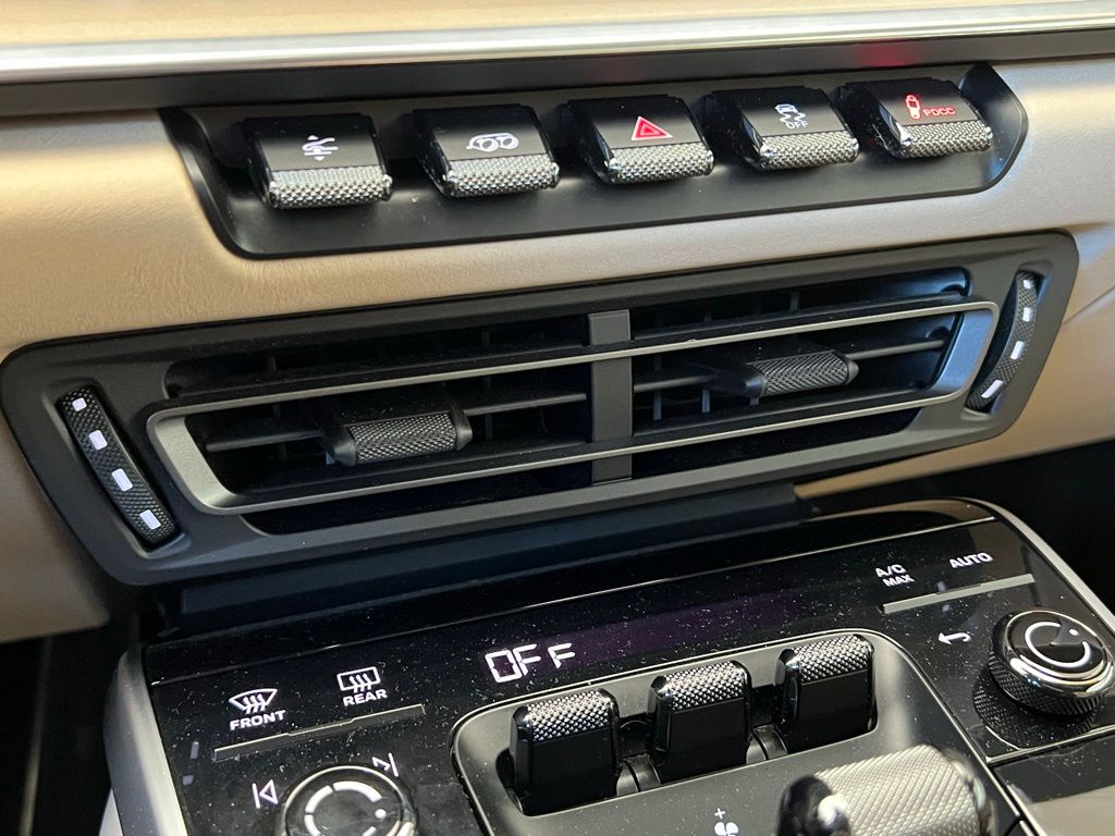 Thumbnail: 2023 Porsche 911 - 12