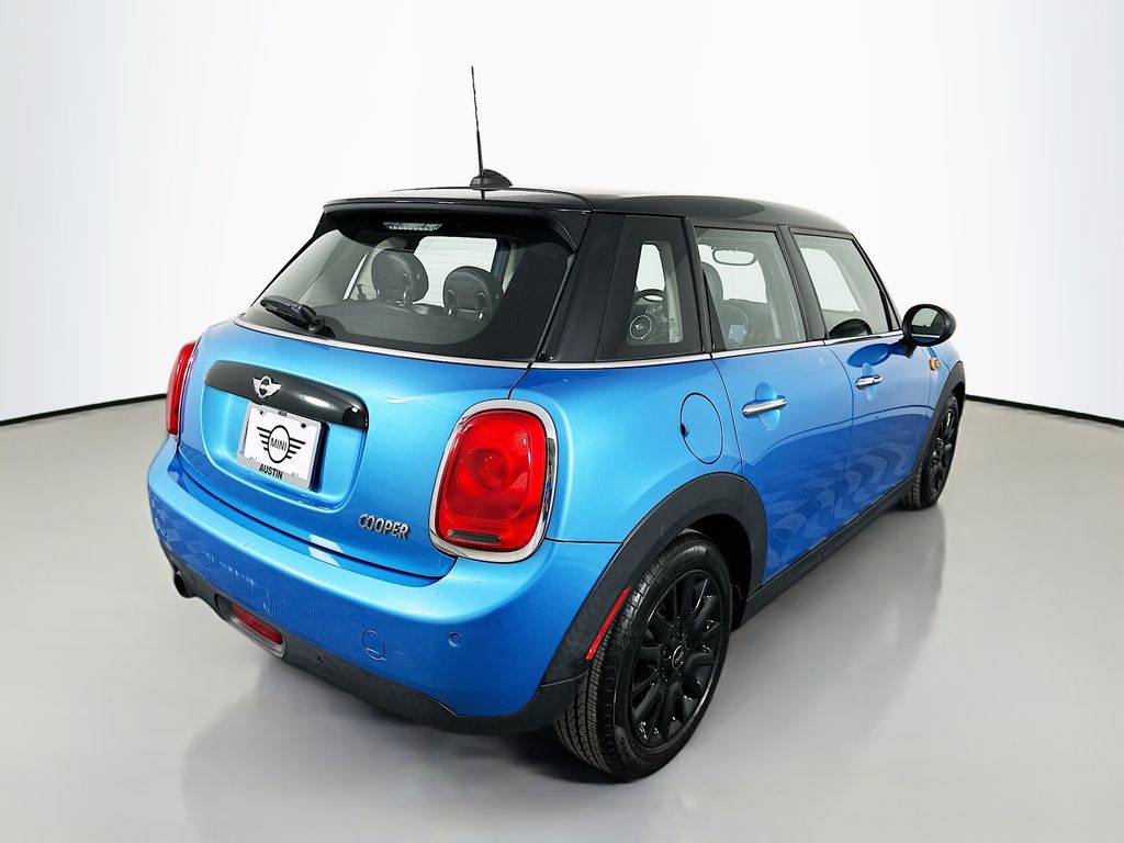 Thumbnail: 2017 MINI Cooper - 5