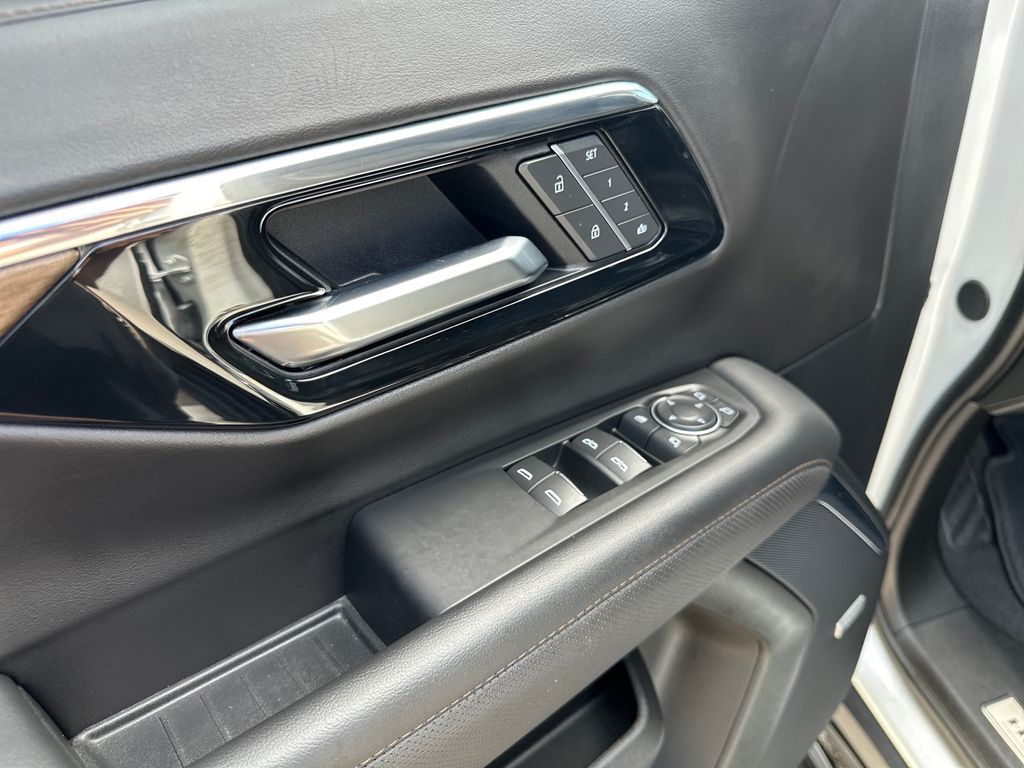 Used Car 2025 Chevrolet Tahoe  High Country For Sale Under $80,000 In Austin, Texas