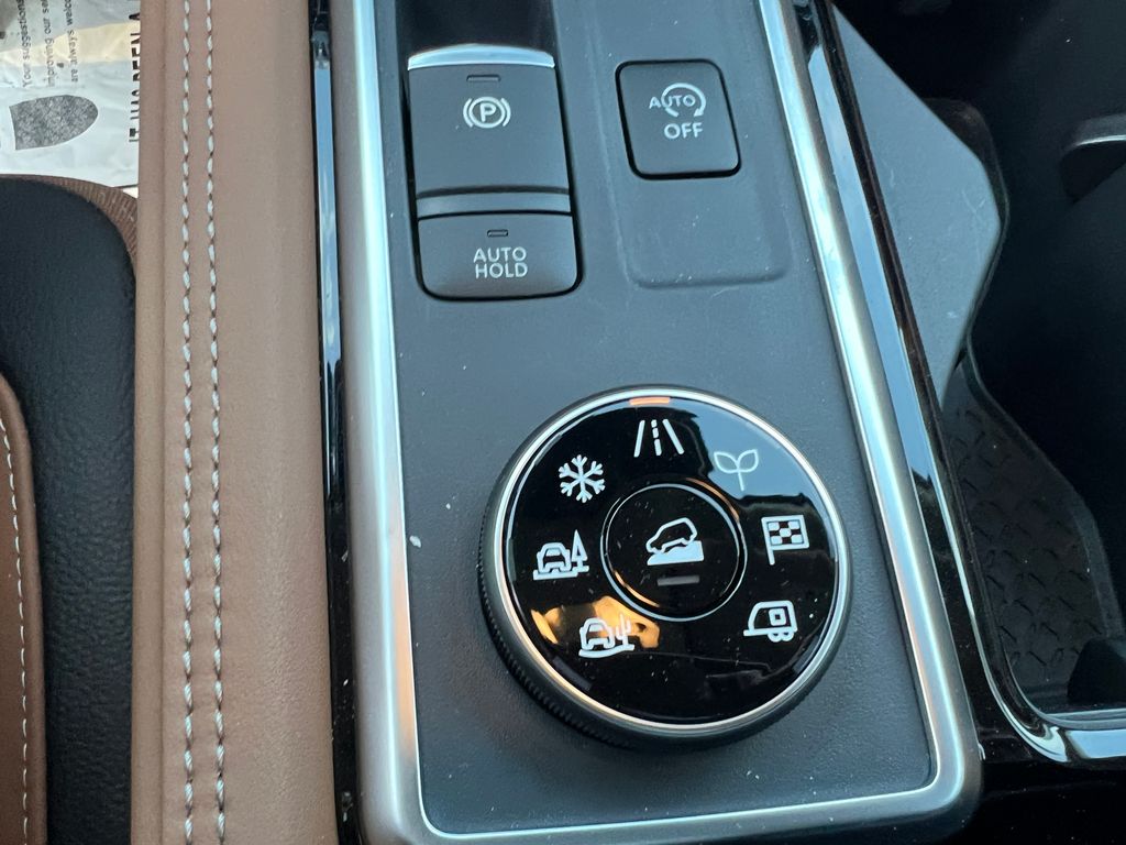 2025 Obsidian Green Pearl Nissan Pathfinder Platinum 4X4 SUV