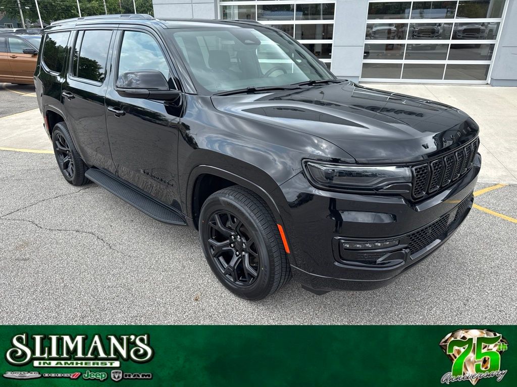 Diamond Black Crystal Pearlcoat 2024 Jeep Wagoneer SUV / Crossover Four-Wheel Drive 8-Speed Automatic