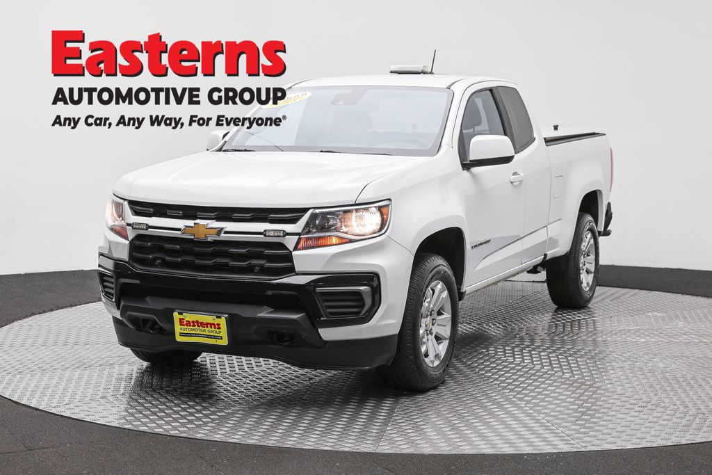 Summit White 2022 Chevrolet Colorado Pickup Truck Four-Wheel Drive 6-Speed Automatic