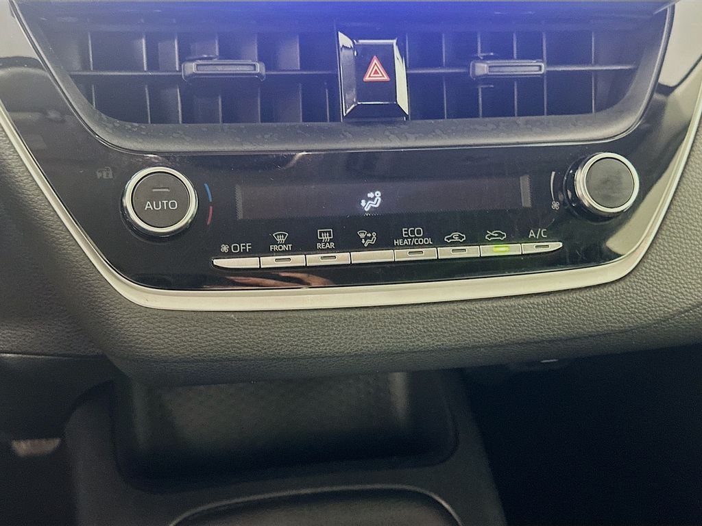 Thumbnail: 2024 Toyota Corolla - 16