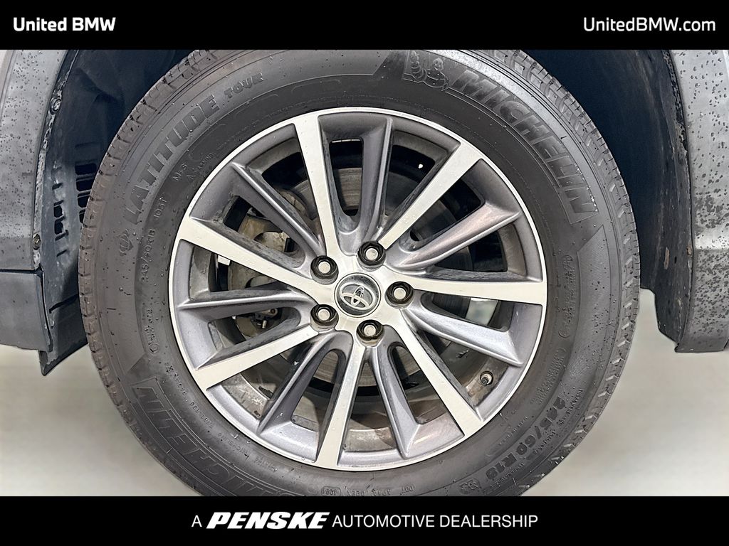 Thumbnail: 2017 Toyota Highlander - 2