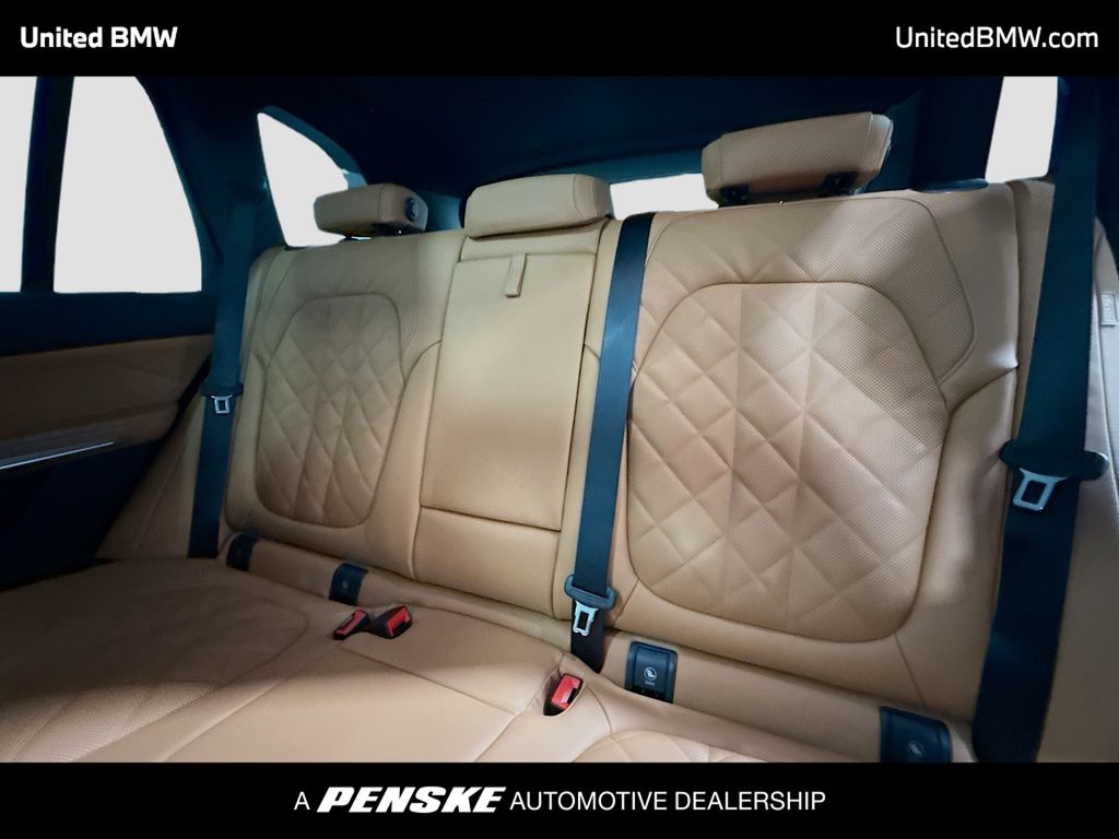 Thumbnail: 2026 BMW X5 - 13