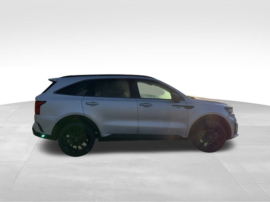 2022 Kia Sorento SX 7