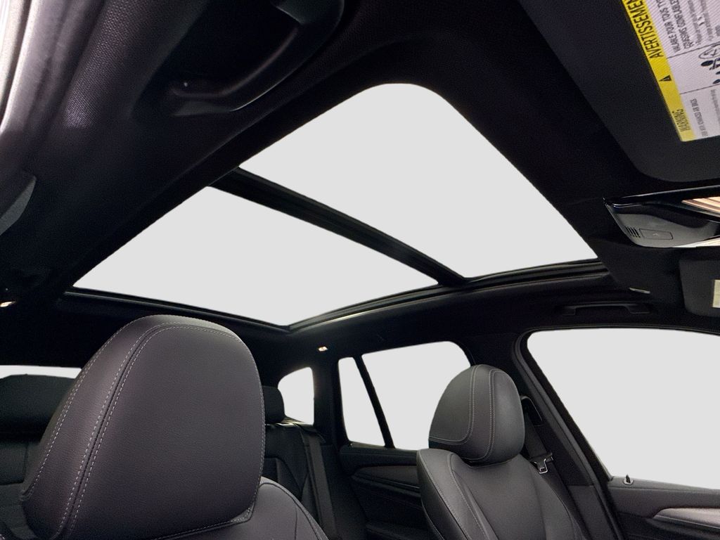 Thumbnail: 2021 BMW X3 - 17