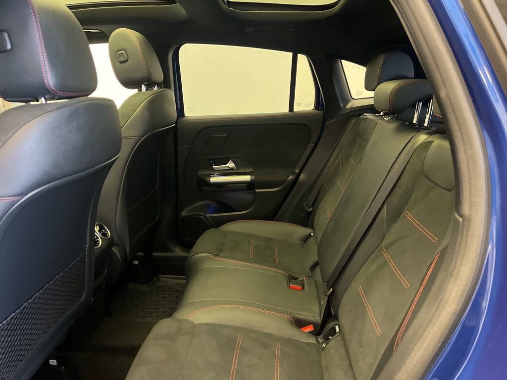 Thumbnail: 2025 Mercedes-Benz GLA - 23