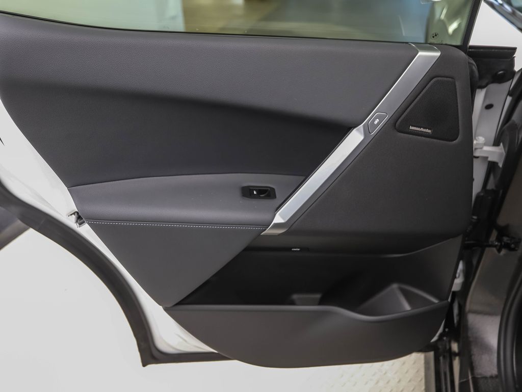 Thumbnail: 2026 BMW iX - 20