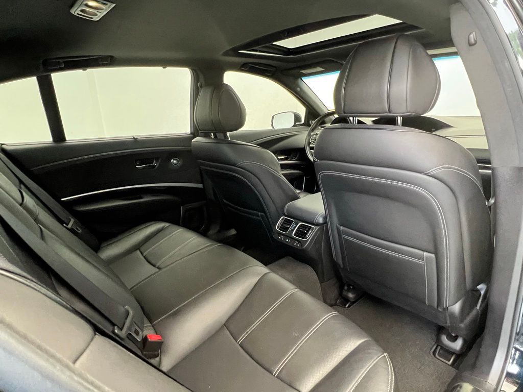 Thumbnail: 2018 Acura RLX - 9