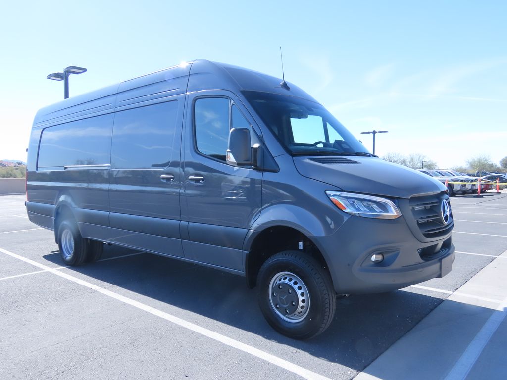 Thumbnail: 2026 Mercedes-Benz Sprinter - 3