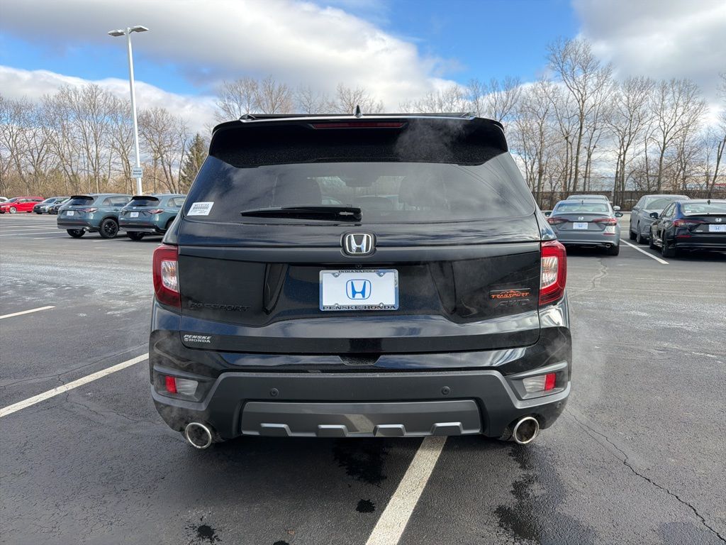 Thumbnail: 2023 Honda Passport - 4
