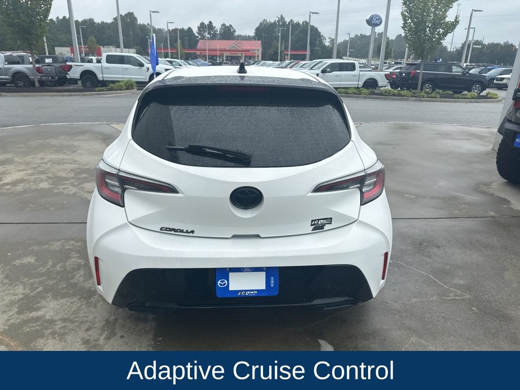 2022 Toyota Corolla Hatchback SE