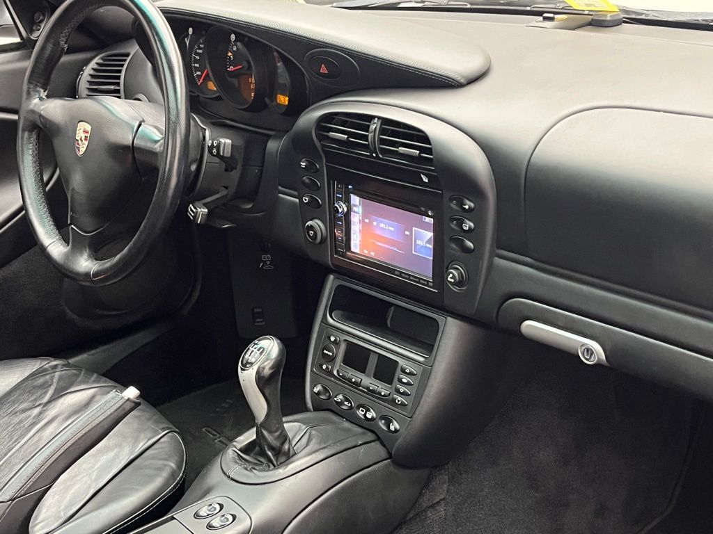 Thumbnail: 2002 Porsche 911 - 27