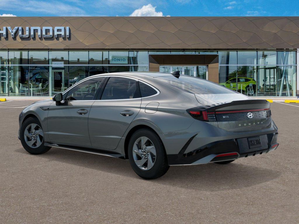 New 2026 Gray Hyundai SE image 5