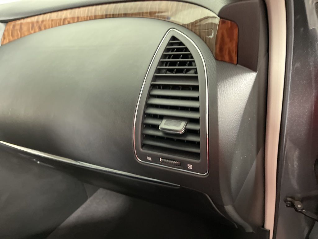 Thumbnail: 2017 Nissan Armada - 26