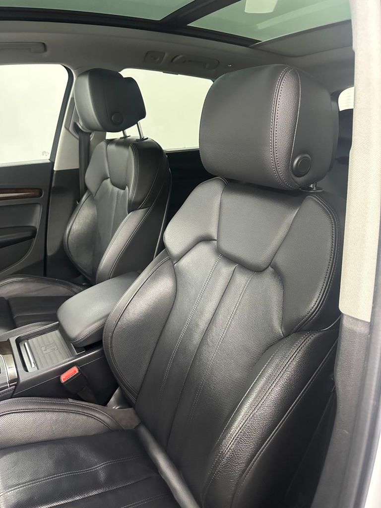 used 2019 Audi Q5 car, priced at $18,985