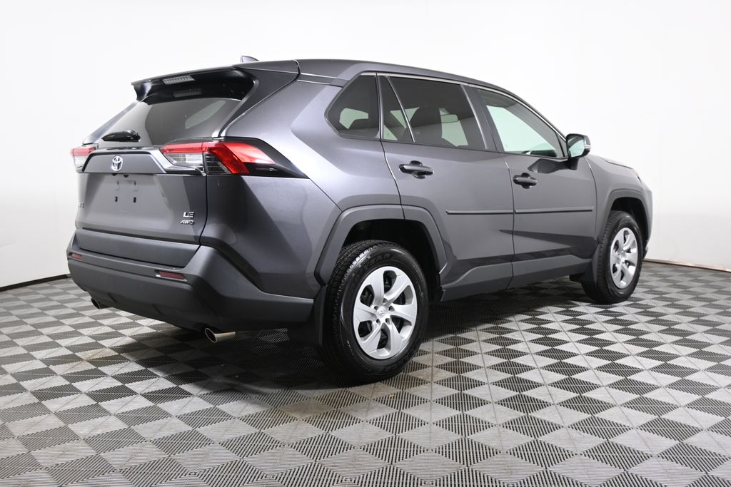 Thumbnail: 2022 Toyota RAV4 - 7