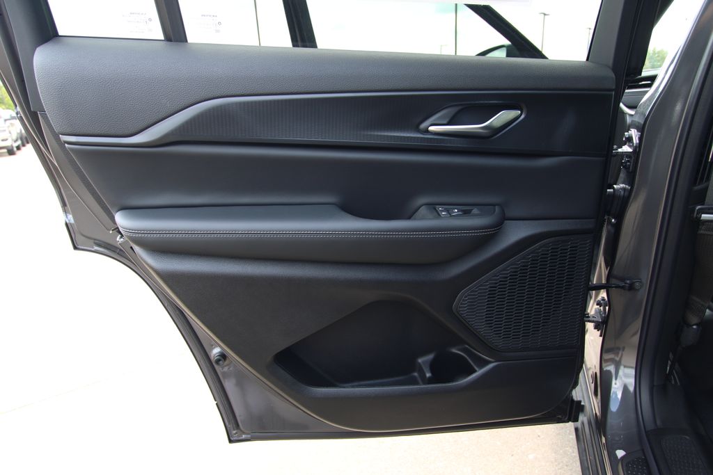New 2026 Jeep Grand Cherokee L SUV