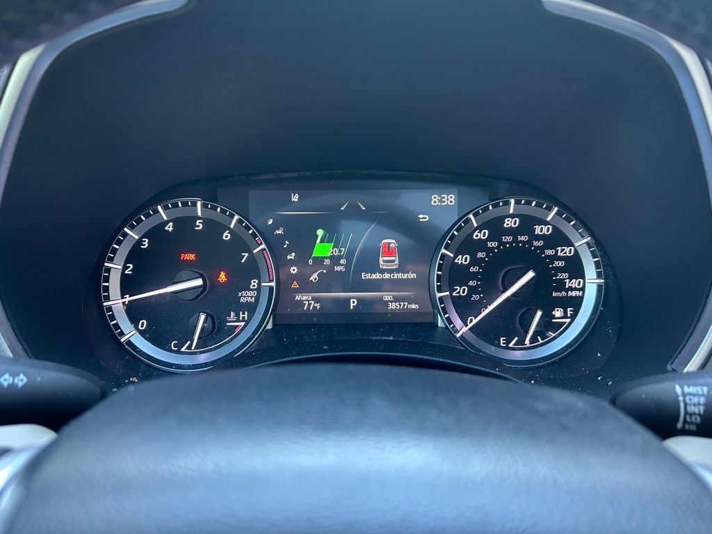 Thumbnail: 2022 Toyota Highlander - 23