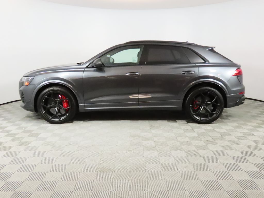 Thumbnail: 2026 Audi RS Q8 - 2