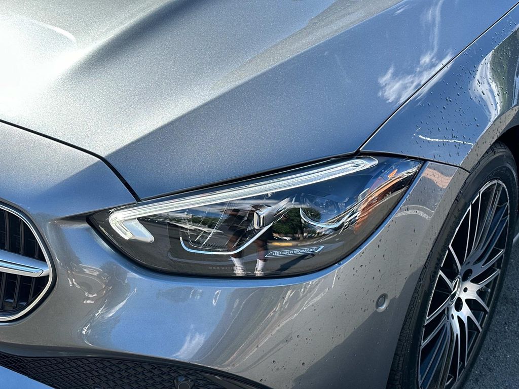 Thumbnail: 2022 Mercedes-Benz C-Class - 2