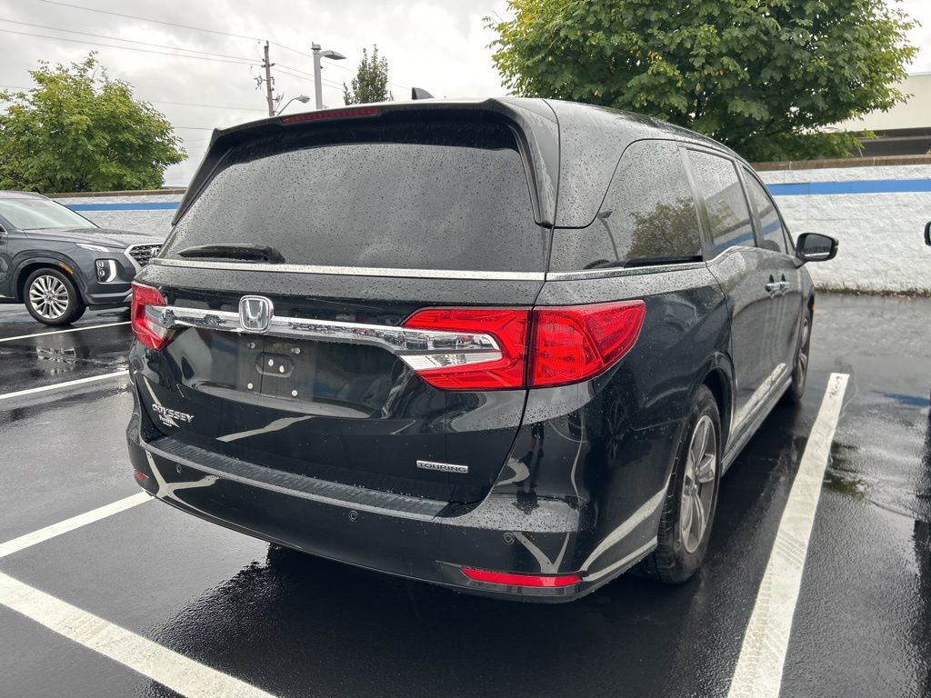 Thumbnail: 2018 Honda Odyssey - 3