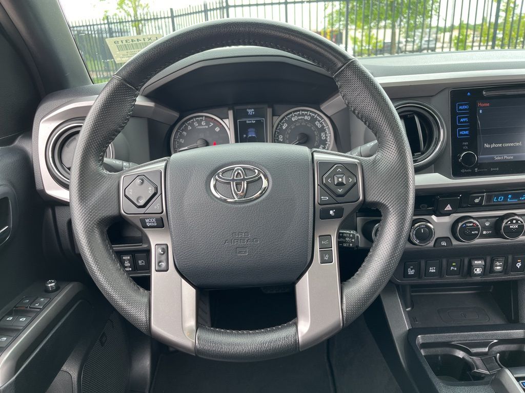 Thumbnail: 2018 Toyota Tacoma - 18
