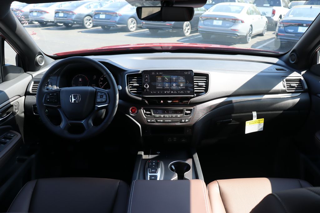 Thumbnail: 2025 Honda Ridgeline - 16