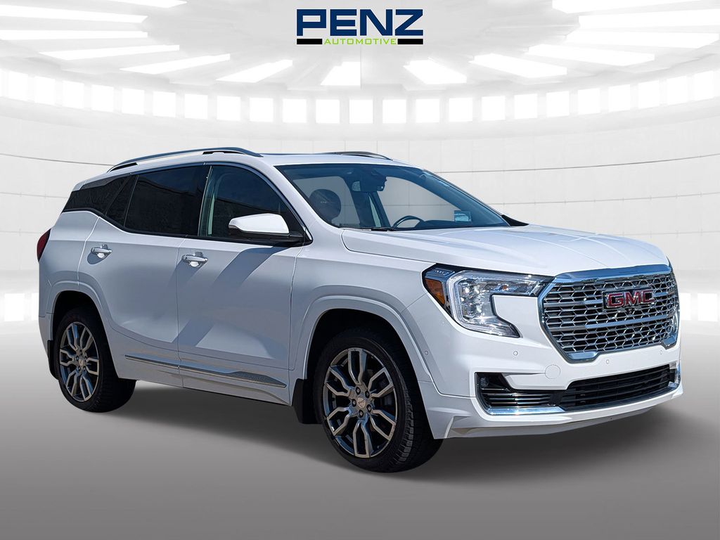 White Frost Tricoat 2022 GMC Terrain Denali AWD SUV / Crossover All-Wheel Drive 9-Speed Automatic