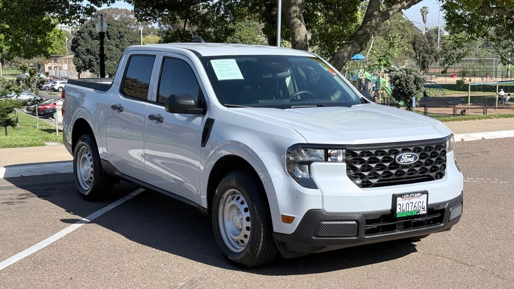 Used 2025 Ford Maverick XL 4D Crew Cab