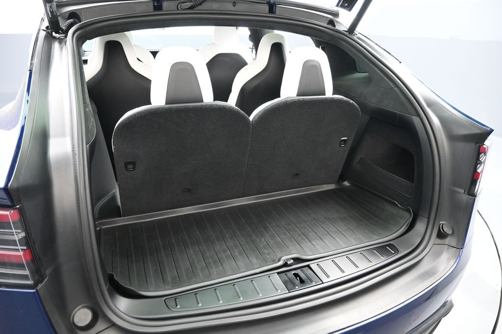2023 Tesla Model X Plaid Tri Motor All-Wheel Drive