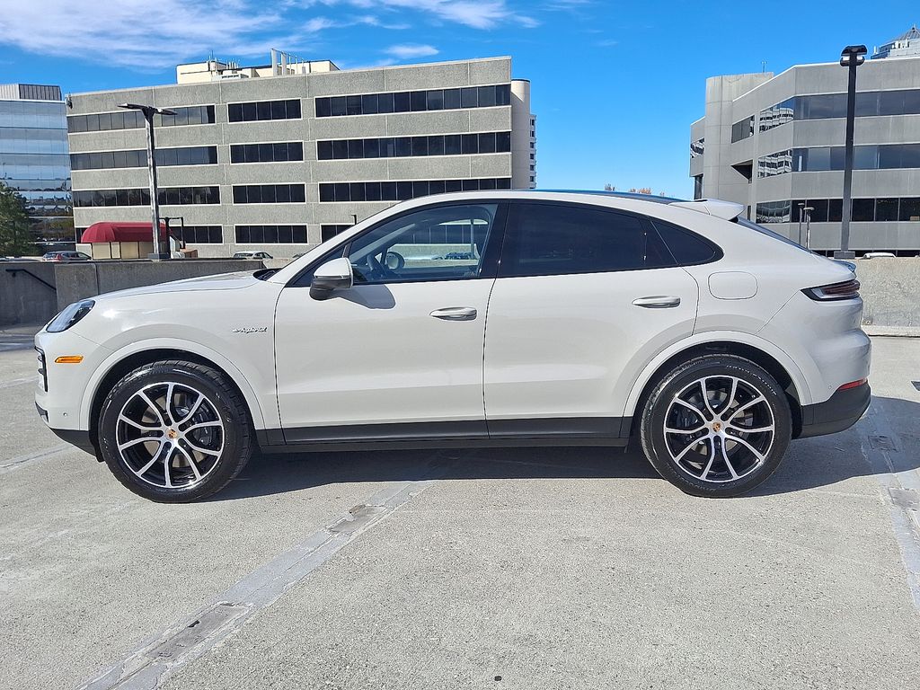 Thumbnail: 2026 Porsche  - 2