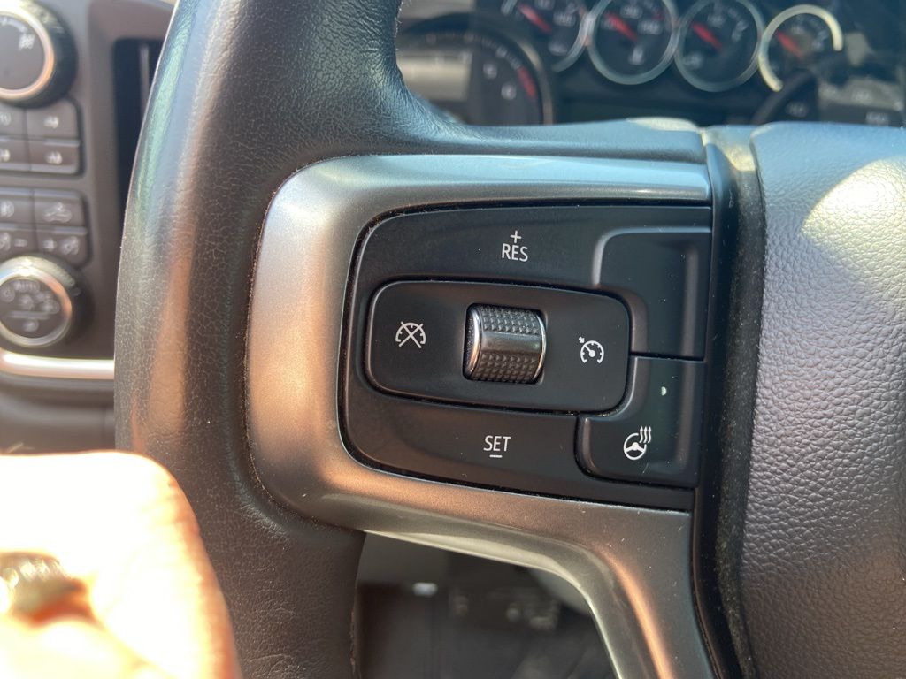 Thumbnail: 2019 Chevrolet Silverado 1500 - 17