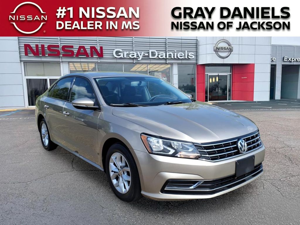 2018 Volkswagen Passat 2.0T S FWD