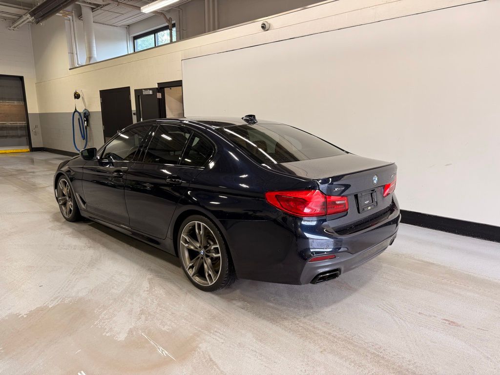 Thumbnail: 2020 BMW 5 Series - 3