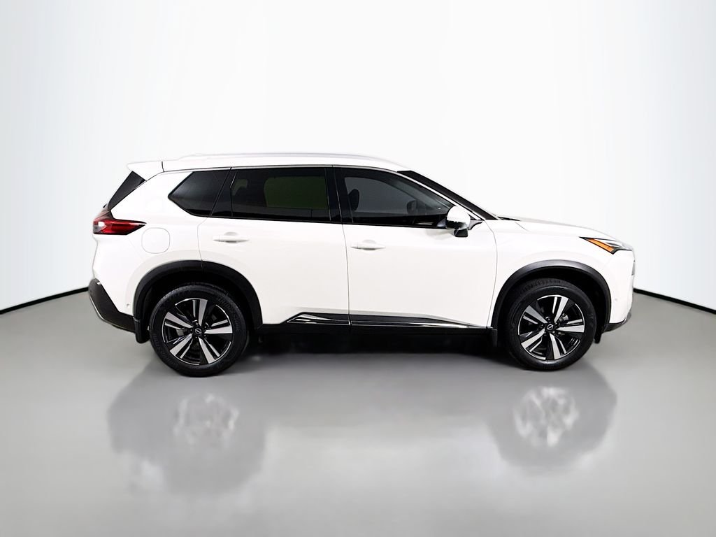 Thumbnail: 2023 Nissan Rogue - 4