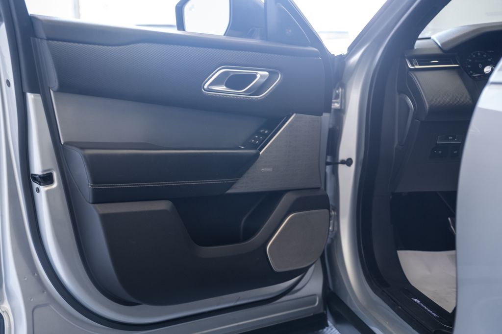Land RoverRange Rover Velar41