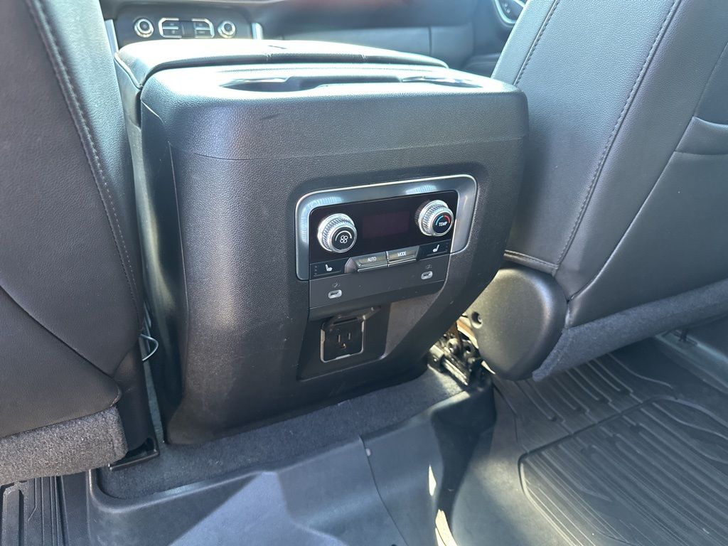 Used Car 2021 Gmc Yukon Xl  Slt For Sale Under $50,000 In Austin, Texas