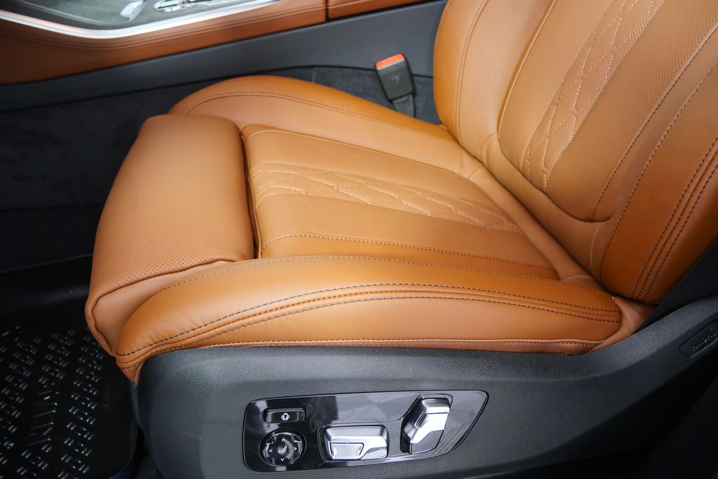 2026 BMW X5 xDrive40i 9