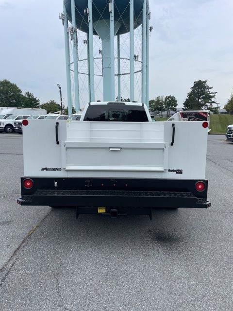 2025 Ford F-450 Chassis XL