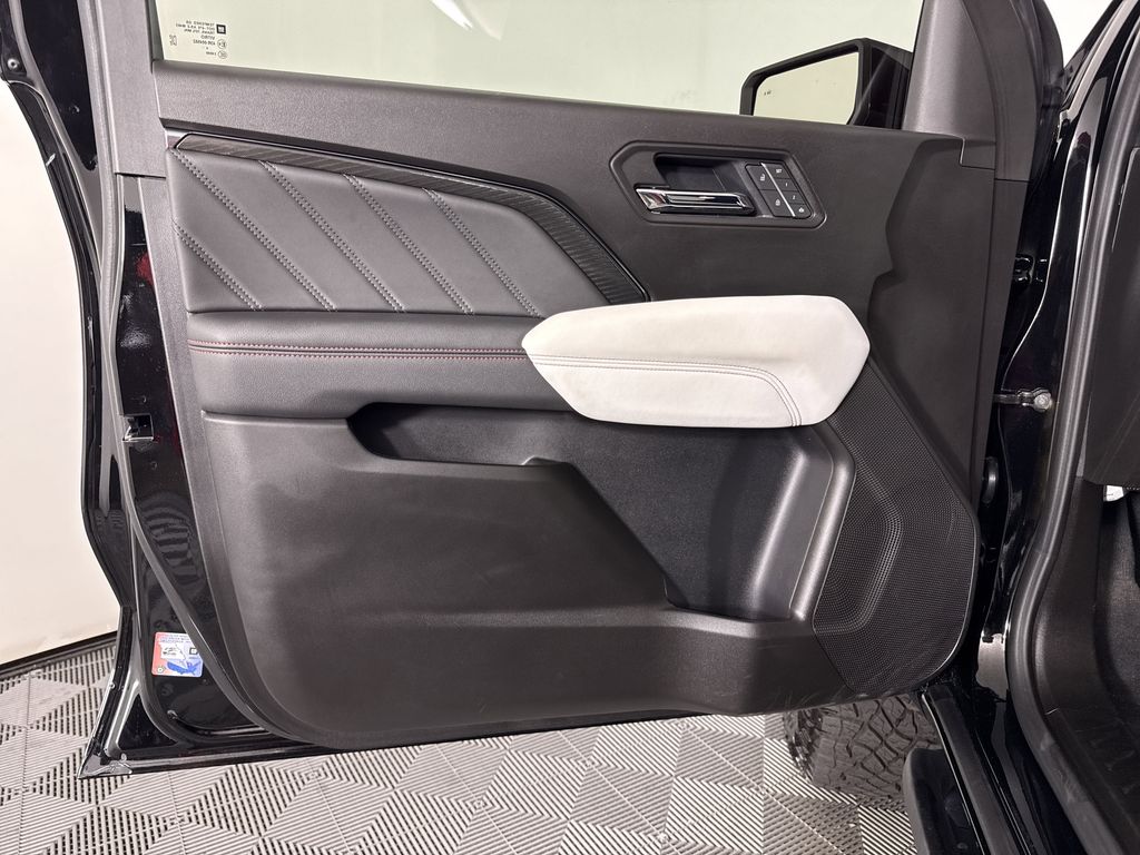 new 2025 GMC Canyon car, priced at $50,465