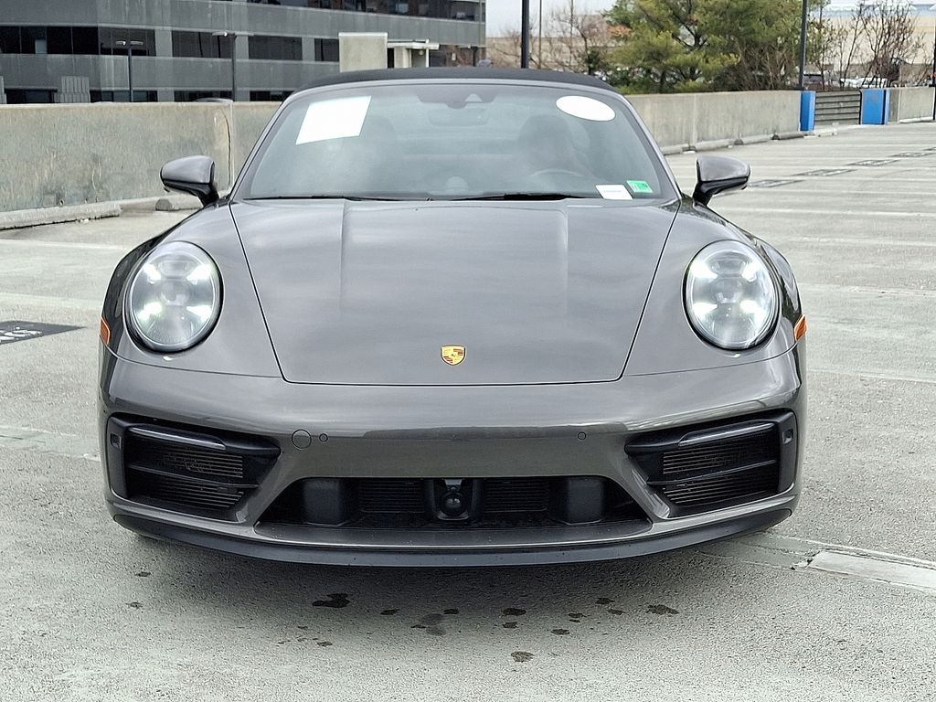 Thumbnail: 2022 Porsche 911 - 6