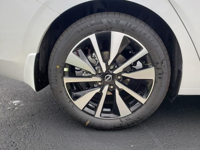 new 2025 Nissan Sentra car, priced at $22,997