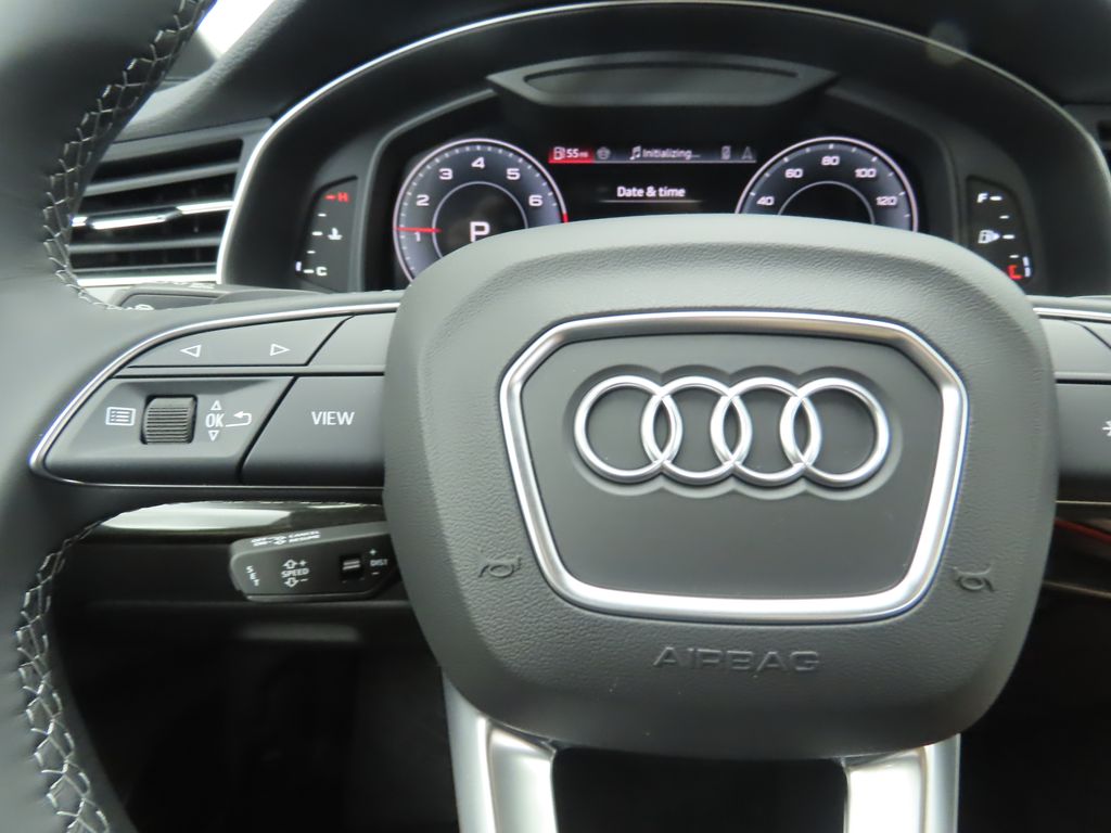 Thumbnail: 2025 Audi Q7 - 11
