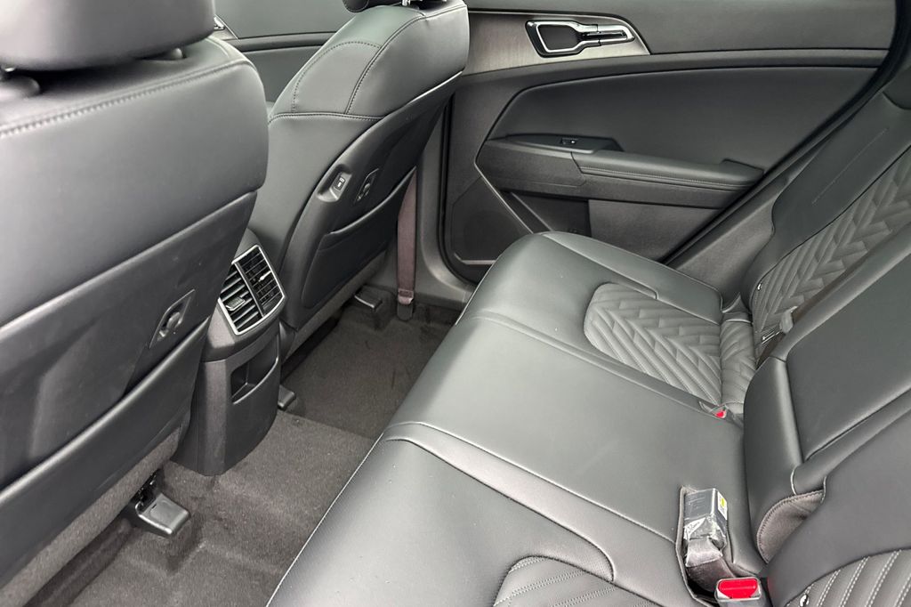 new 2026 Kia Sportage Hybrid car, priced at $37,405