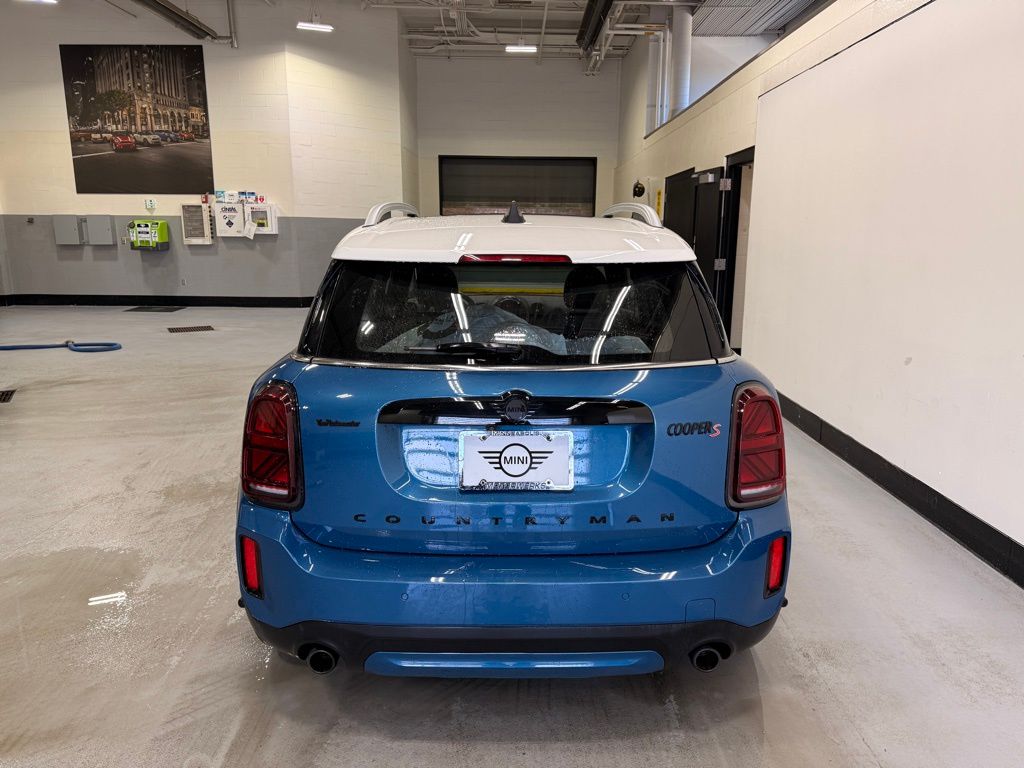 Thumbnail: 2023 MINI Cooper Countryman - 4