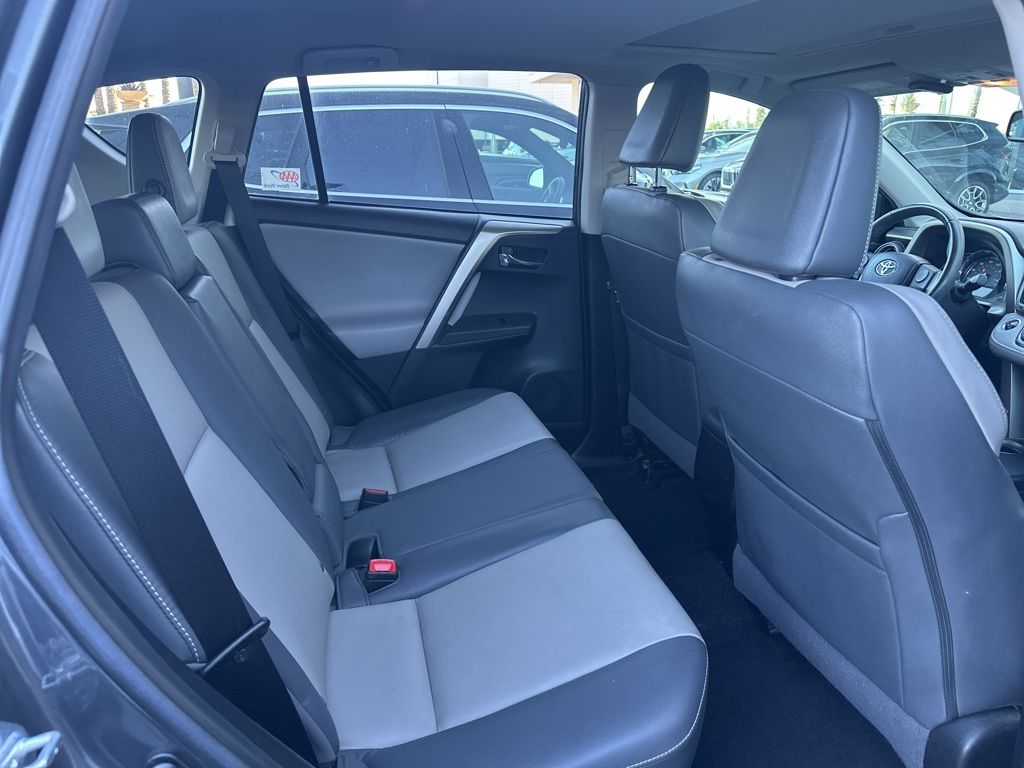 Thumbnail: 2015 Toyota RAV4 - 5