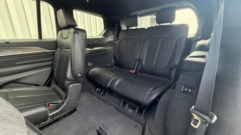 2022 Jeep Grand Cherokee L Overland - Photo 18