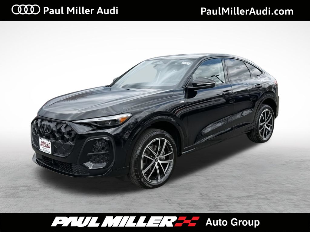 Mythos Black Metallic 2026 Audi Q5 Sportback quattro Premium Plus TFSI Sedan All-Wheel Drive 7-Speed Automatic
